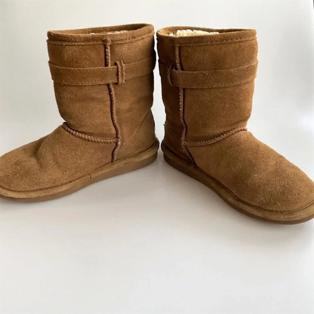 BEARPAW  BOOTS GIRLS SIZE 1 GUC